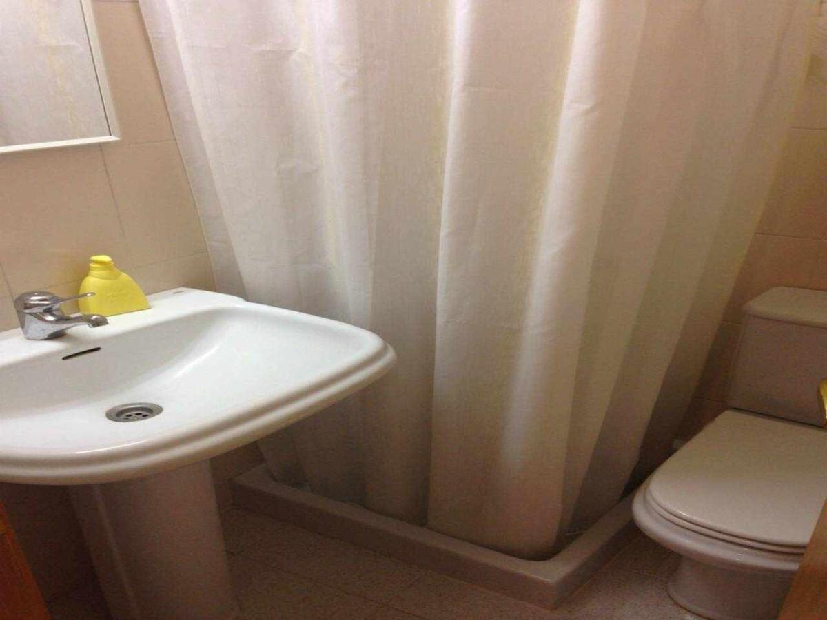 Apartamento Miquel 1 en centro de Tossa de Mar y a 3 minutos de la playa Exterior foto