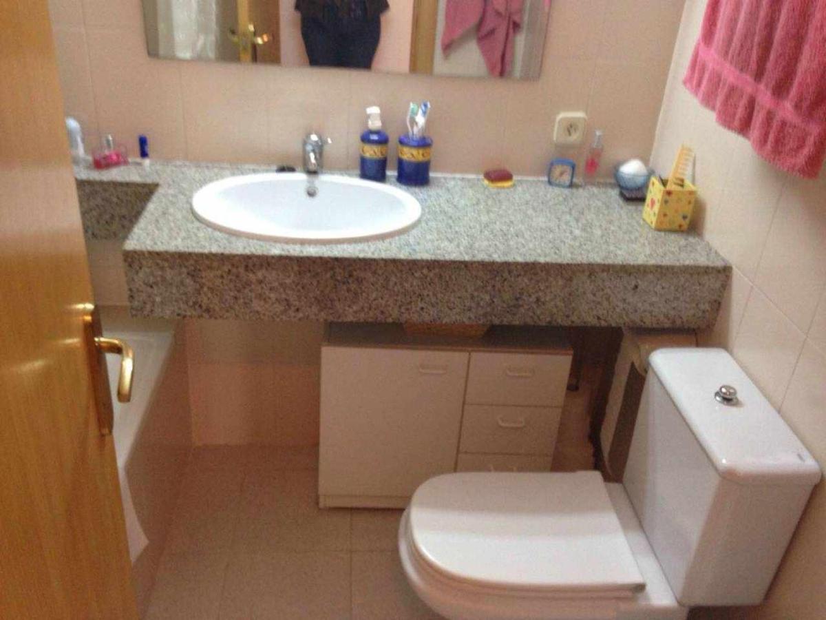 Apartamento Miquel 1 en centro de Tossa de Mar y a 3 minutos de la playa Exterior foto